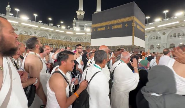 Milyonlarca hacı adayı için beklenen an geldi! Kaç Kişi katılacak?