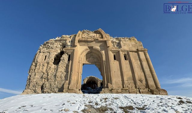 Van'daki Aziz Barthelemeus Kilisesi Kaderine Terk Edildi!