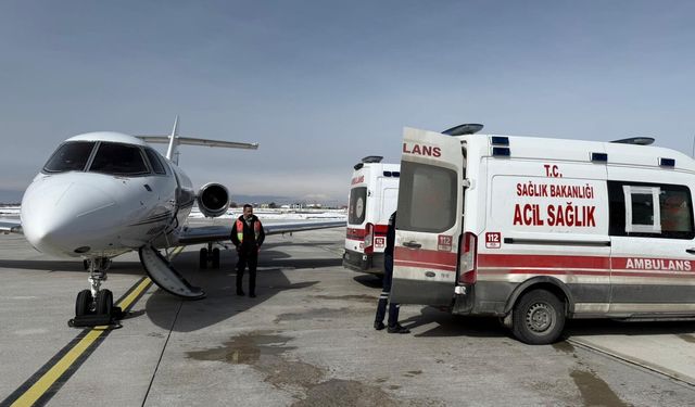 Van’dan İstanbul’a Ambulans Uçakla Bebek Sevki