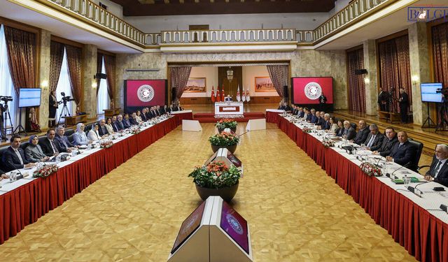 ‘Çerçeve yasa’ turu sürüyor: Kurtulmuş- DEM Parti görüşmesi başladı