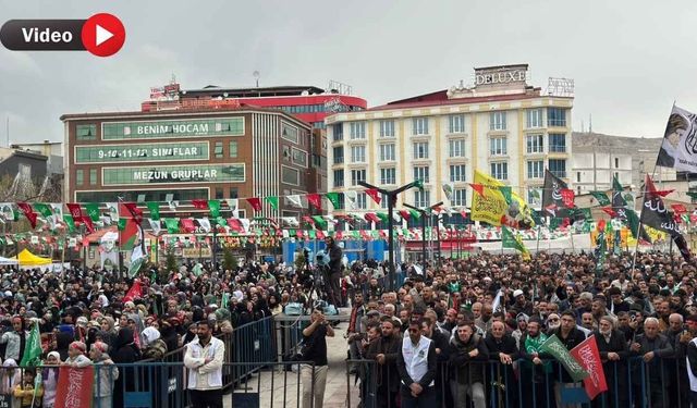 Hakkari’de dereye düşen 8 yaşındaki çocuk kayboldu
