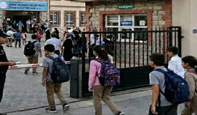 Okullarda Yeni Dönem Başlıyor! Velilerin Cebini Rahatlatacak 7 Yeni Kural