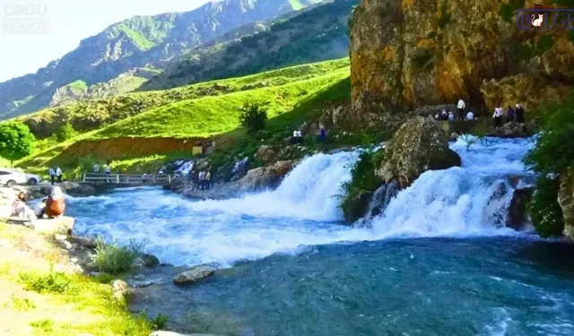 Bahçesaray’da Bir Kişi Miks Deresine Düştü: Arama Çalışması Başlatıldı