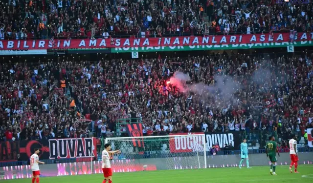 Çorumspor Süper Lig'de: Play-off finalinde Erokspor'u 2-0 yıktılar