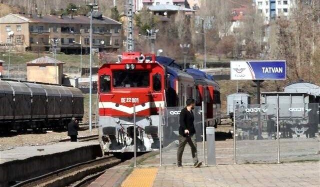 Van’da Demiryolu Çevresine Kritik Uyarı