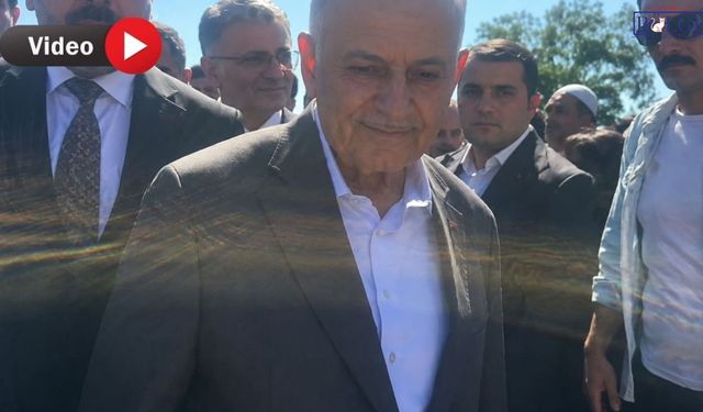 Van'da Binali Yıldırım’a Kürt Kadını Olayını Soran Muhabirimize Engel