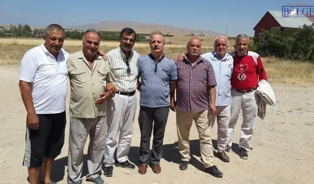 Van'da Binlerce Öğrencinin Hayatına Dokunan Öğretmen Vefat Etti