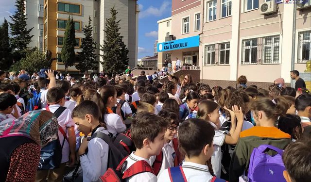 Van'da Devlet Okullarında Öğrencilerden Para Toplandığı İddiası