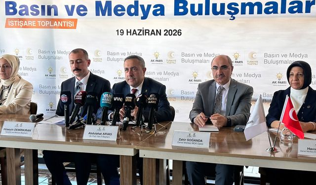 AK Parti Van’da Yeni Dönem Mesajı: 14 Görev Değişikliği Yapıldı