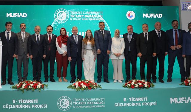 Van dijital ticarette vites yükseltiyor: 4,5 trilyonluk pazarda yeni hedef KOBİ'ler