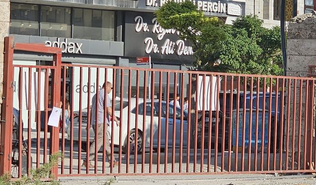 Van'da İpekyolu Belediyesi Eski Orduevi İnşaatını Mühürledi