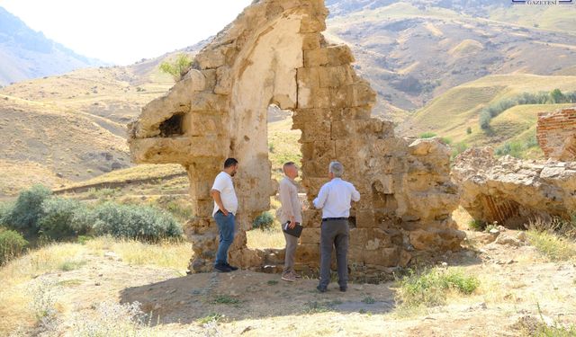Van’da Tarihi Kilise ve Mezarlık İçin Koruma Çalışması Başlatıldı