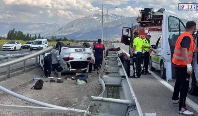 Ters Dönen Otomobil Hurdaya Döndü! Sürücü Mucize Eseri Kurtuldu