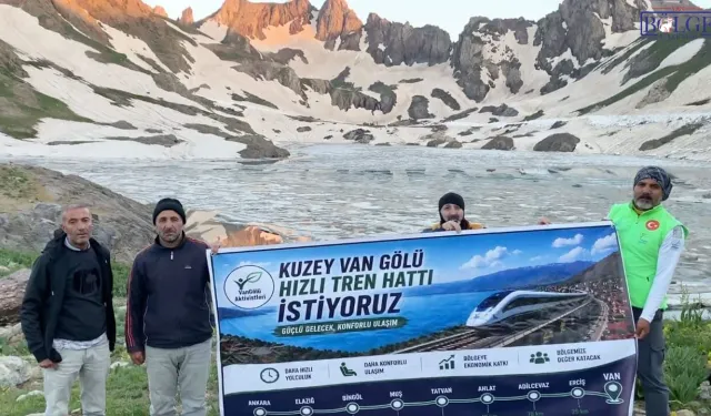 Van'da Hızlı Tren İçin Hakkâri'nin Sat Gölleri'nde Seslendiler