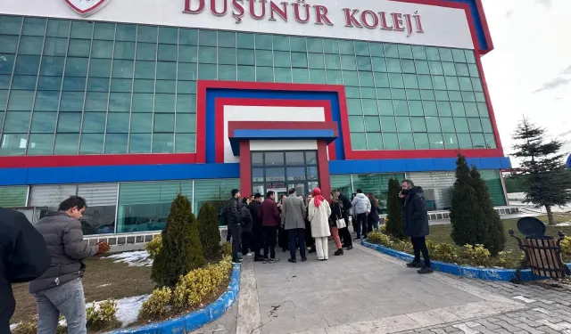 Van’daki Düşünür Koleji Öğretmenlerinden Sıtrava’ya Sert Yanıt