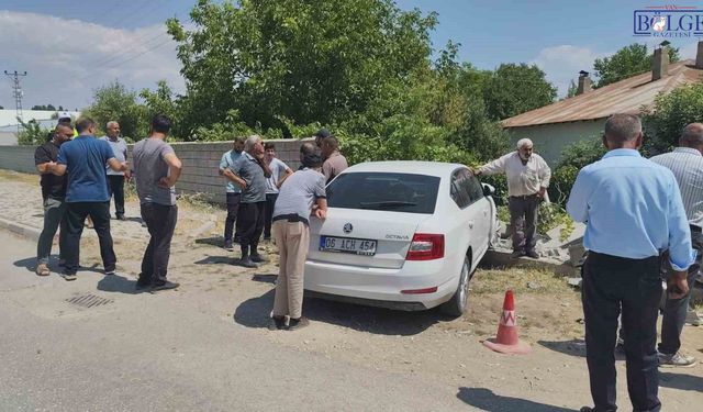 Van’da trafik kazası:2 yaralı