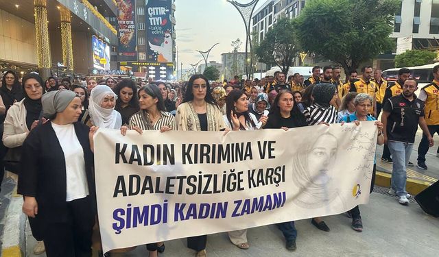 Van’da Rojin Kabaiş İçin Kadınlar Sokağa Çıktı