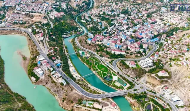 Van-Tunceli Arası Kaç Kilometre?