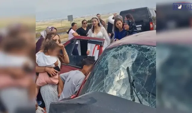 Gelin Götüren Konvoyda Feci Kaza: 2 Kişi Hayatını Kaybetti, 4 Yaralı