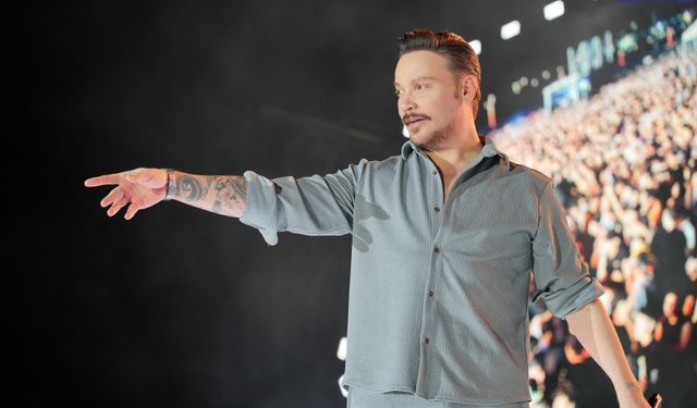 Sinan Akçıl Erzurum’u Ayağa Kaldırdı! Festivalde Unutulmaz Gece