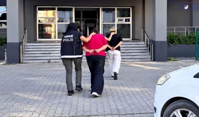 Mide ve bağırsaklarından çıkan şaşkına çevirdi! 3 kişi tutuklandı