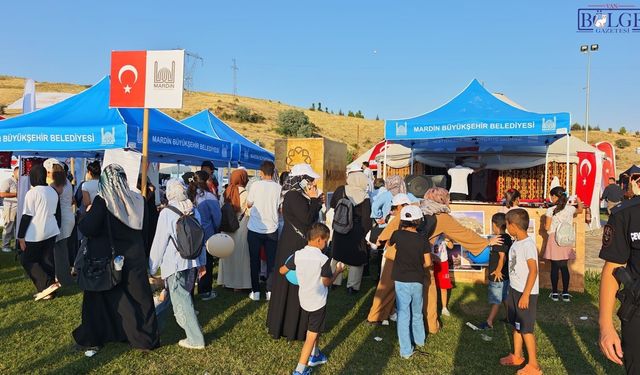 Ahlat’ta 32 bin kişi zafer alanına akın etti