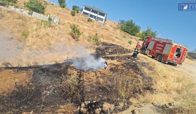 Peş peşe yangın paniği! Evlere sıçramadan söndürüldü