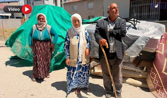 Van’da maaşı kesilen aile sokakta kaldı, yaşadıklarını Van Bölge Gazetesi’ne anlattı