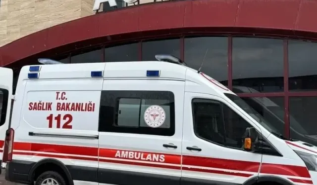 62 Yaşındaki Kadın Evinde Ağır Yaralı Bulundu