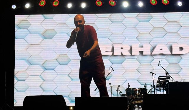 Yıllar Sonra Van’da Sahne Alan Koma Aryen ve Serhado’dan Van’a Mesaj