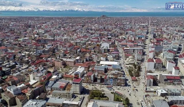 İPEKYOLU’NDAN EĞİTİMDE GURURLANDIRAN BAŞARI
