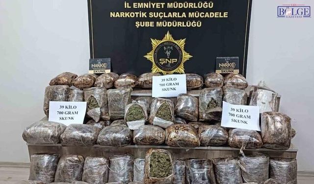 Şanlıurfa’da Otobüs Aramasında Ele Geçirildi: Valizden 39 Kilo Skunk Çıktı