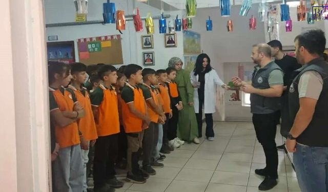 Şırnak’ta Öğrencilere Kuduz Eğitimi: Hayvan Teması Sonrası Ne Yapılmalı?