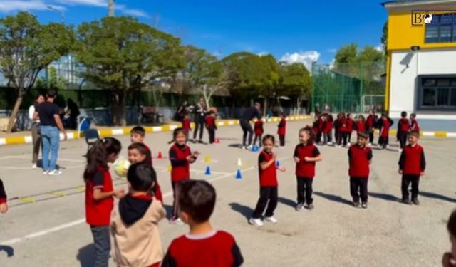 Van’da Öğrenciler Geleneksel Oyunlarla Buluştu