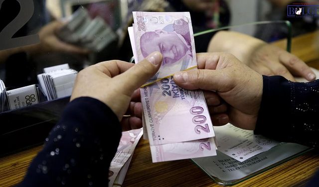 Emeklilikte Maaşı Belirleyen Detaylar Ortaya Çıktı: Kimler Daha Fazla Alacak?