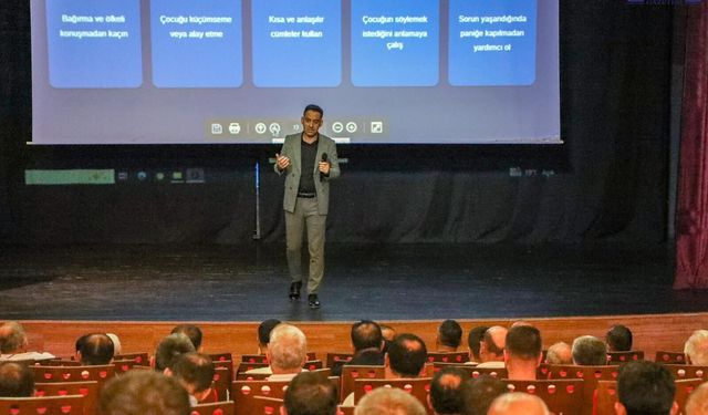 Van’da okul servisi şoförlerine “Çocuk Farkındalığı ve İletişim” eğitimi