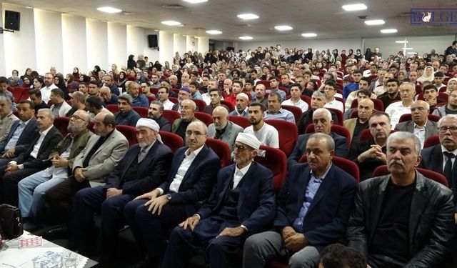 Van’da "İlme ve Ulemaya Vefa" programı düzenlendi