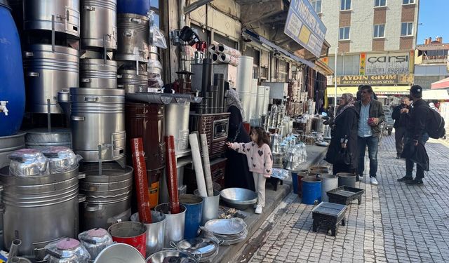 Doğal Gaz Yok, Çare Sobada! Van’da Kış Hazırlığı