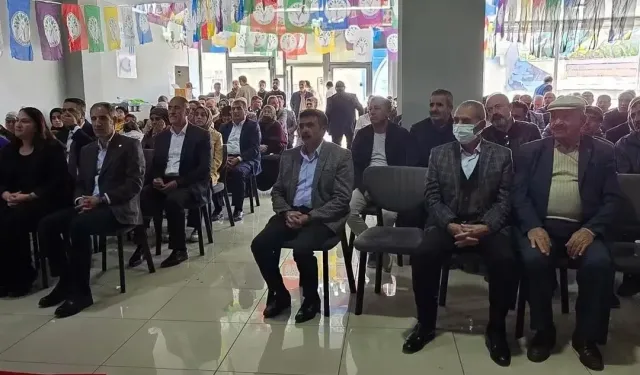DEM Parti Muradiye’de eş başkanlar belli oldu