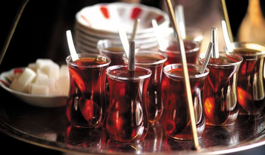 Her Gün Milyonlar İçiyor: Çaya Gelen Yeni Zam Gündem Yarattı!