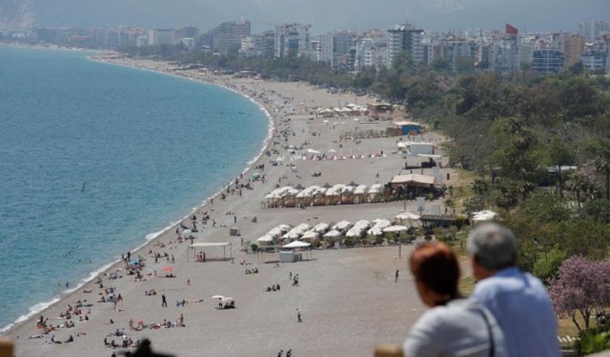 Turizmde birinci çeyrek geliri 9 milyar 451 milyon 244 bin dolar oldu