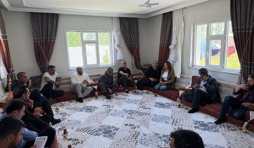 İpekyolu Belediyesi Kırsal Mahallelerde Sorunları Yerinde Dinliyor
