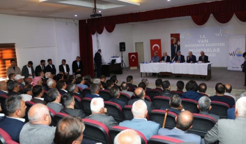 Çatak ve Bahçesaray’da muhtarlar toplantısı...