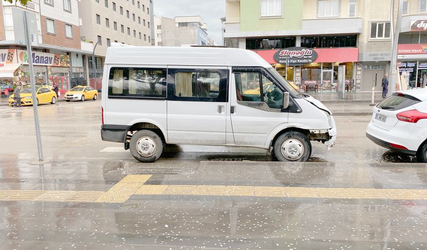 Kentte Ulaşım Krizi  Van Halkı Çözüm Bekliyor