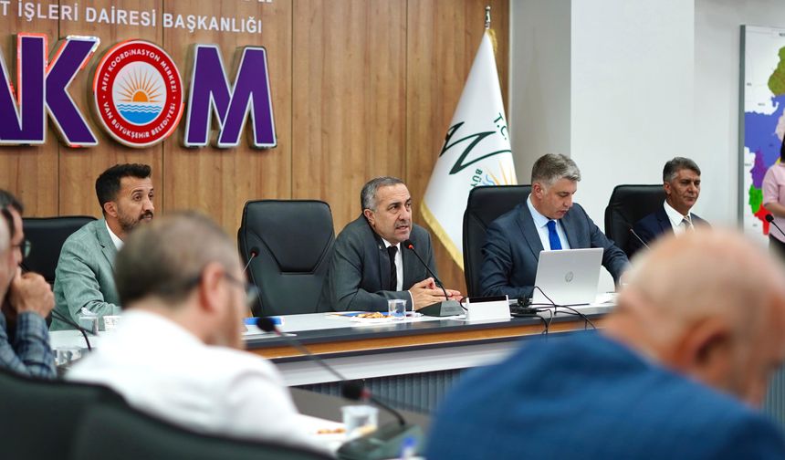 STK Temsilcileri Van Büyükşehir Belediyesi ile AKOM’da Bir Araya Geldi