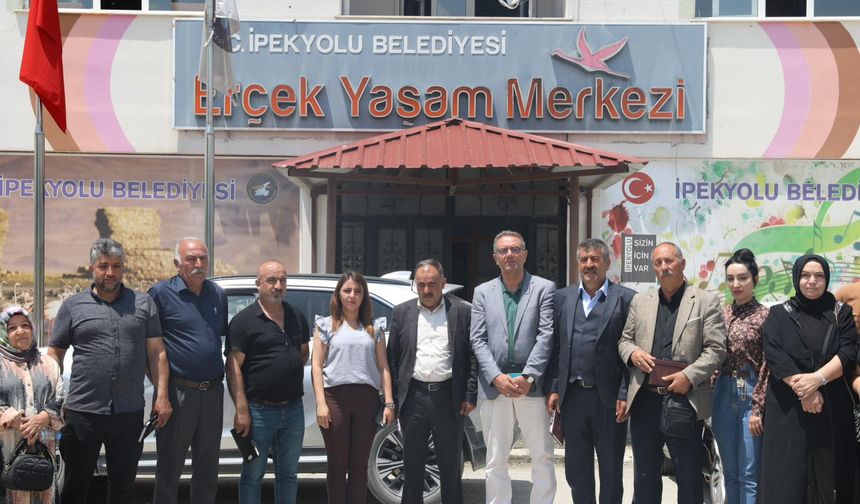 İpekyolu Belediyesi  Muhtarlarıyla Buluştu: “Halka Mahcup Olmak İstemiyoruz”