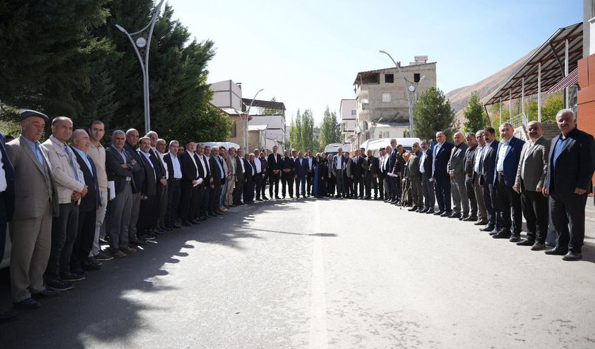 AK Parti Van İl Teşkilatından Bahçesaray’a Ziyaret