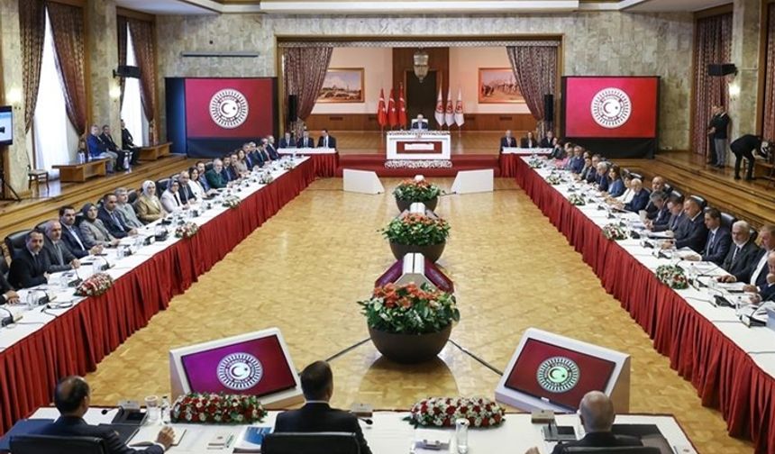 Meclis’te Perşembe Günü Kritik Toplantı: Öcalan’ın Dinlenmesi Masada mı?