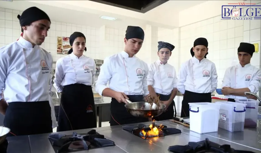 Türkiye’de En Çok İş Aranan Meslekler Belli Oldu: Turizm ve Güvenlik İlk Sırada