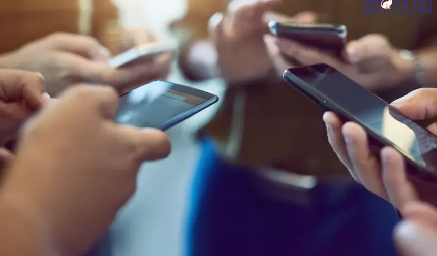 Dünyanın en güçlü 10 telefonu belli oldu! Listenin zirvesinde sürpriz marka